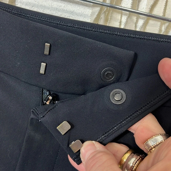 Athleta Stellar Flare Trouser in Black Size 14/Tall - Picture 7 of 15